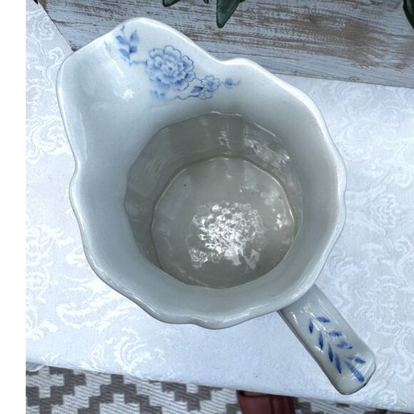 Gorgeous blue and white pitcher; Furnivals Quail 1913 England must see - Picture 7 of 8